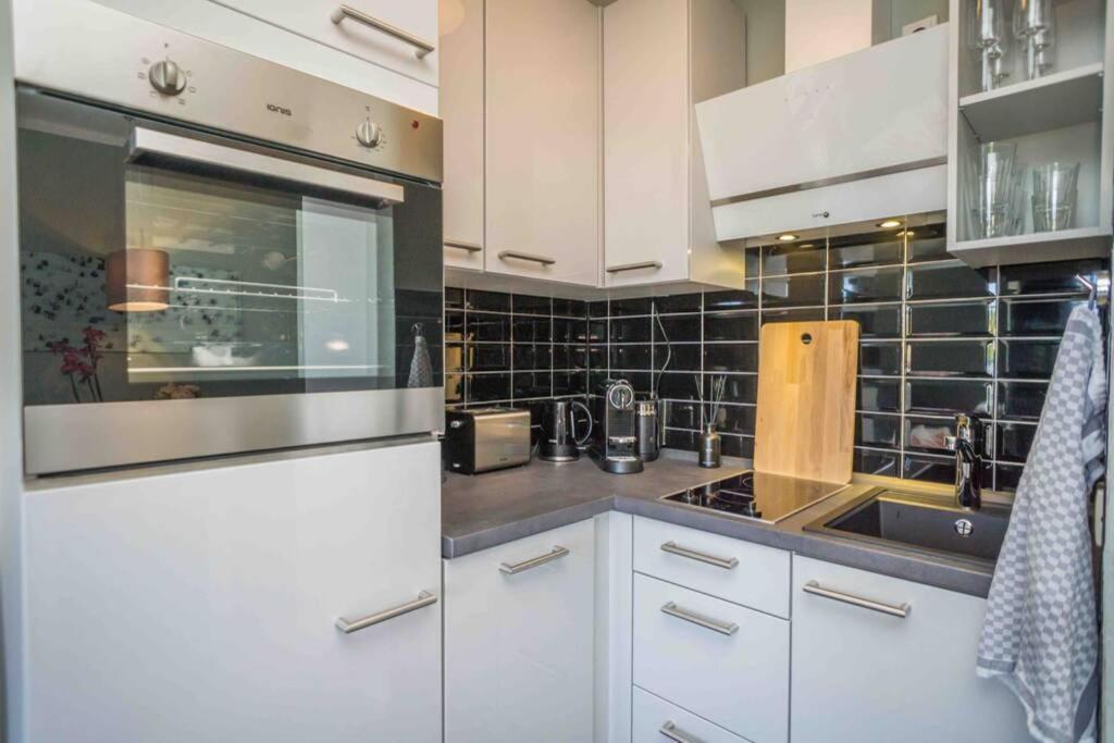 Maritim Und Individuell In Wenningstedt Mit Balkon Apartment Exterior foto