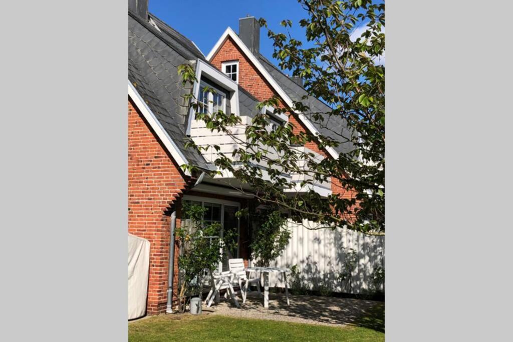 Maritim Und Individuell In Wenningstedt Mit Balkon Apartment Exterior foto